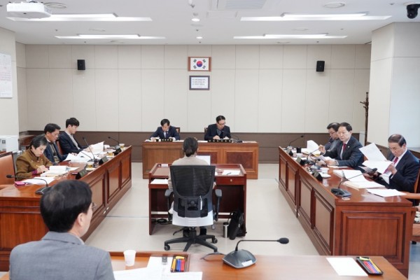 20191128 제238회 제2차 정례회 행감 2일차(3)-도시건설위원회.JPG