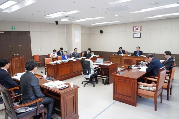 20191129 제238회 제2차 정례회 행감 3일차(3)-도시건설위원회.jpg