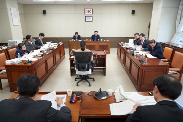 20191202 제238회 제2차 정례회 행감 6일차(4)-도시건설위원회.jpg