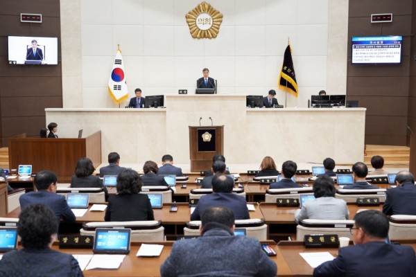 20191217 용인시의회, 제238회 제2차 정례회 폐회.jpg