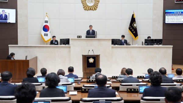 20200207 용인시의회, 제240회 임시회 폐회.jpg