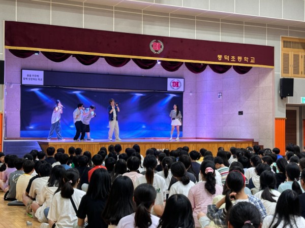 아카펠라 공연.jpg