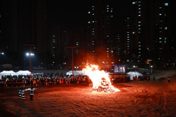 6-4 용인특례시 정월대보름 민속축제 달집태우기.jpg