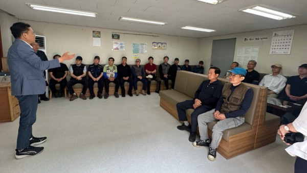 2. 수지구, 도시녹지관리 기간제근로자 휴게실 환경 개선 사항 설명.jpg