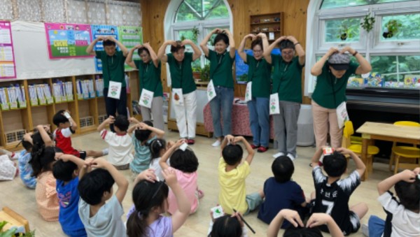 2. 용인특례시가 세대 연계 환경교육 프로그램을 9월까지 진행한다..jpg