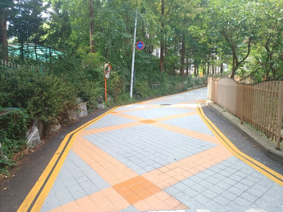 4-1. 용인특례시 수지구 심곡초 인근 보행자 우선도로 조성.jpg