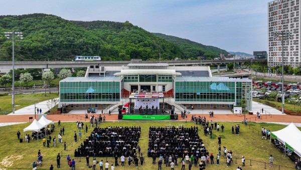 1. SERI PAK with 용인 전경.jpg