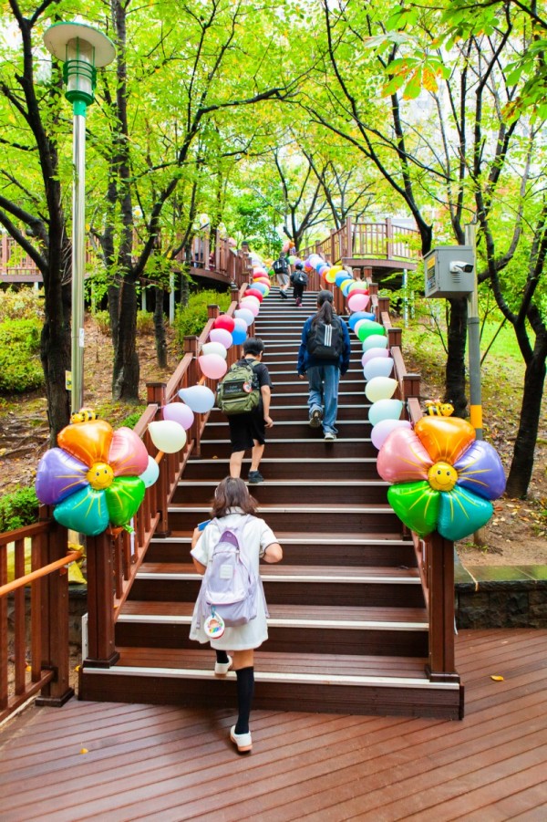 4-2. 용인특례시, 절골근린공원 통학로를 개통 했다.jpg