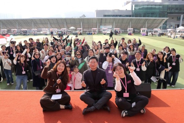 3-1. 22일 시청 하늘광장에서 
